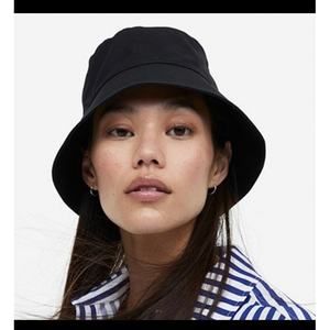 New Casual Short Brimmed Both Ways Lightweight Canvas Bucket Hat Black E0200